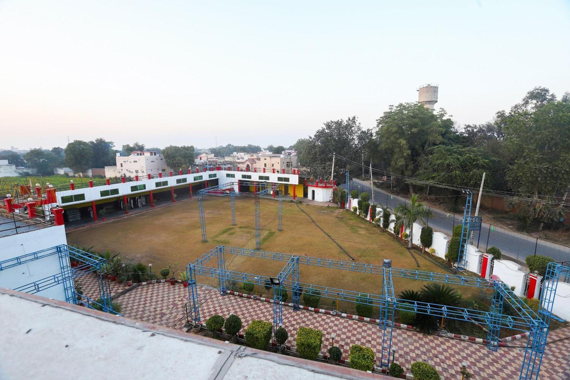 OYO 1949 Hotel Surya Garden Puri Exterior foto